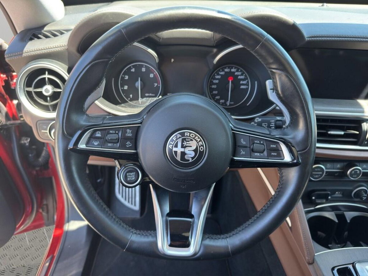 Alfa Romeo Stelvio Stelvio 2.0 Turbo 280 CV AT8 Q4 Ti (10)