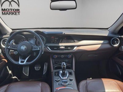 Alfa Romeo Stelvio Stelvio 2.0 Turbo 280 CV AT8 Q4 Ti (14)