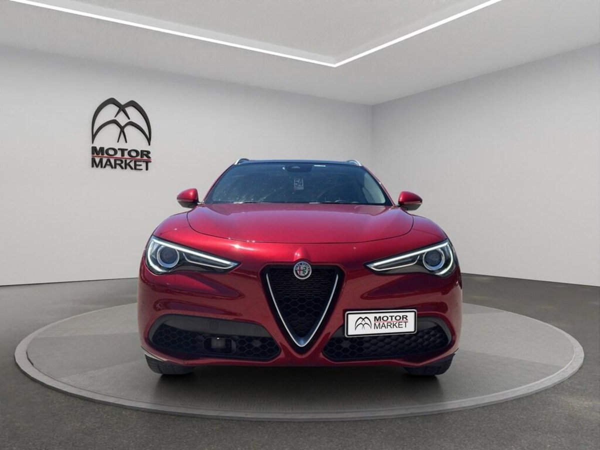 Alfa Romeo Stelvio Stelvio 2.0 Turbo 280 CV AT8 Q4 Ti (2)