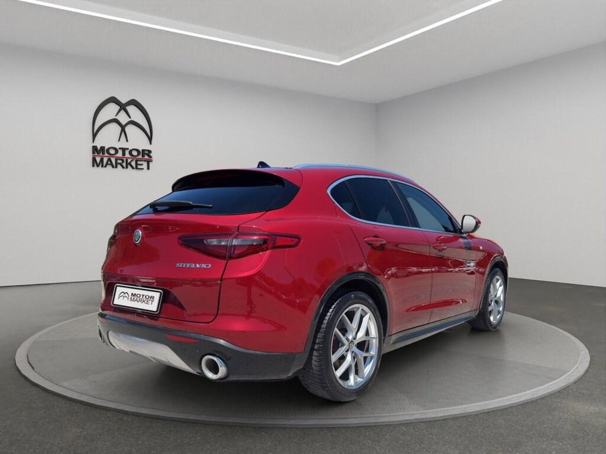 Alfa Romeo Stelvio Stelvio 2.0 Turbo 280 CV AT8 Q4 Ti (7)
