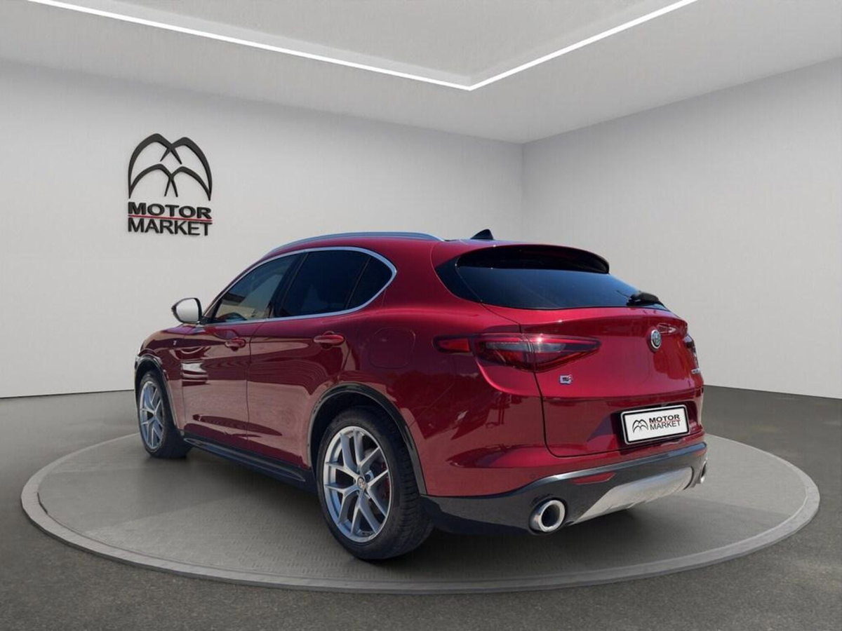 Alfa Romeo Stelvio Stelvio 2.0 Turbo 280 CV AT8 Q4 Ti (8)