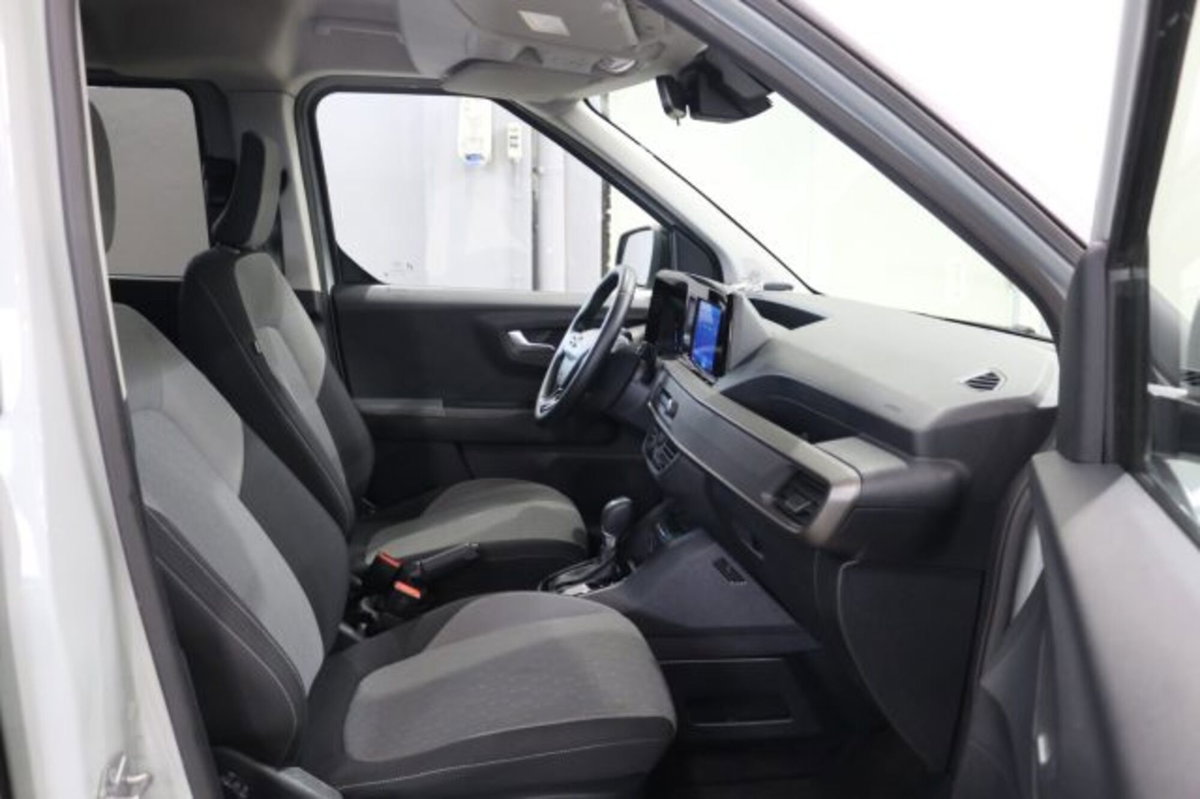 Ford Tourneo Courier 1.0 EcoBoost 100 CV Titanium (17)