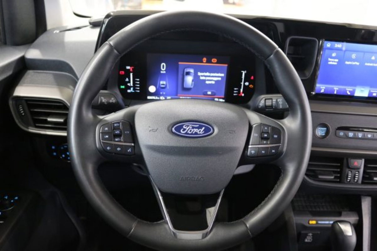 Ford Tourneo Courier 1.0 EcoBoost 100 CV Titanium (20)