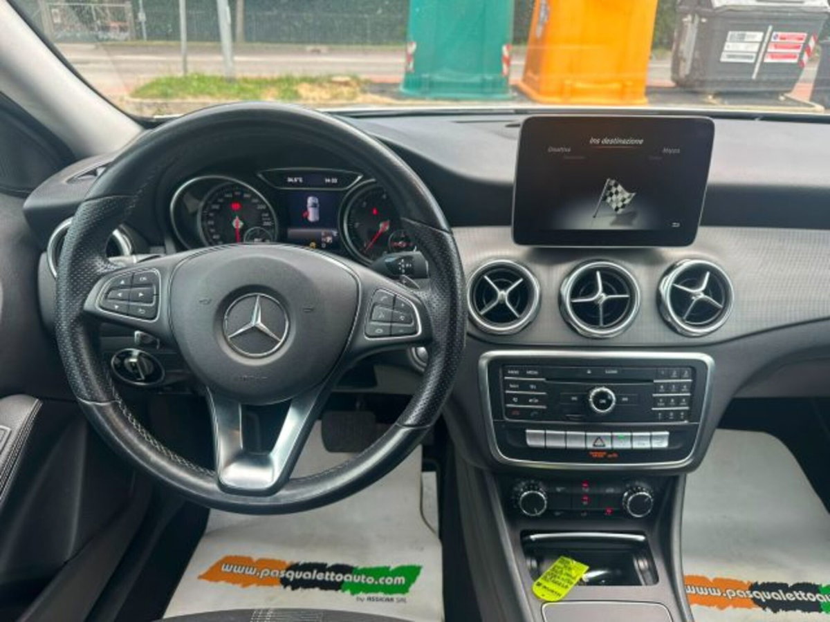 Mercedes-Benz GLA SUV 200 d Automatic Sport (4)