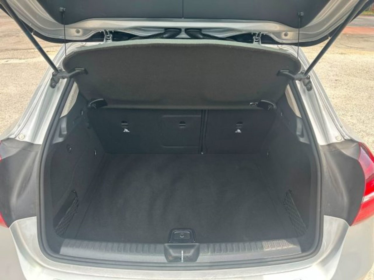 Mercedes-Benz GLA SUV 200 d Automatic Sport (7)