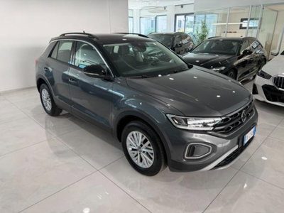 Volkswagen T-Roc 1.5 tsi Life dsg (3)