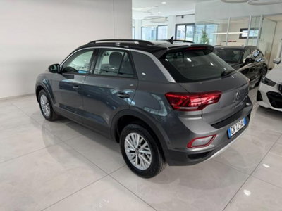 Volkswagen T-Roc 1.5 tsi Life dsg (5)