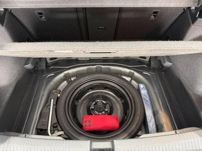 Volkswagen T-Roc 1.5 tsi Life dsg (6)
