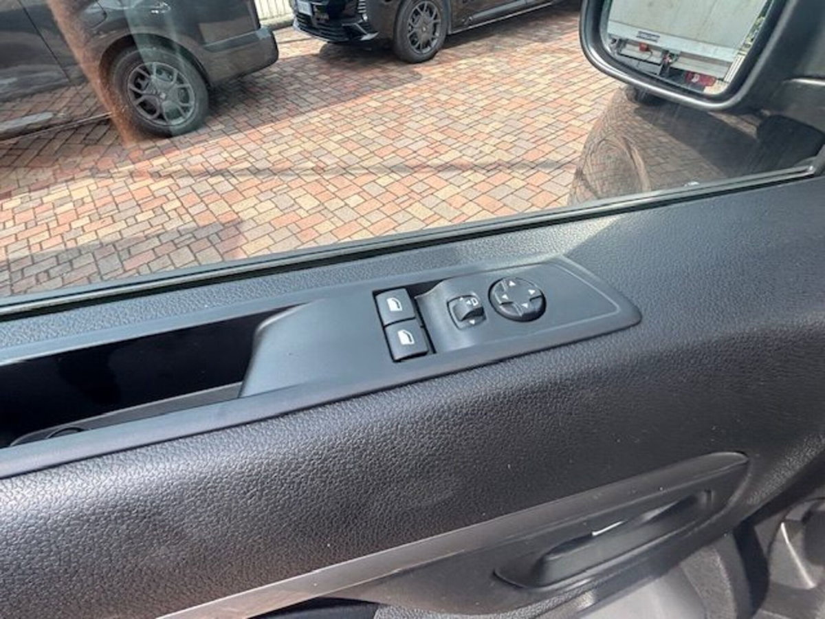 Fiat Ulysse M1 2.0 bluehdi 180cv L3H1 AT8 (10)