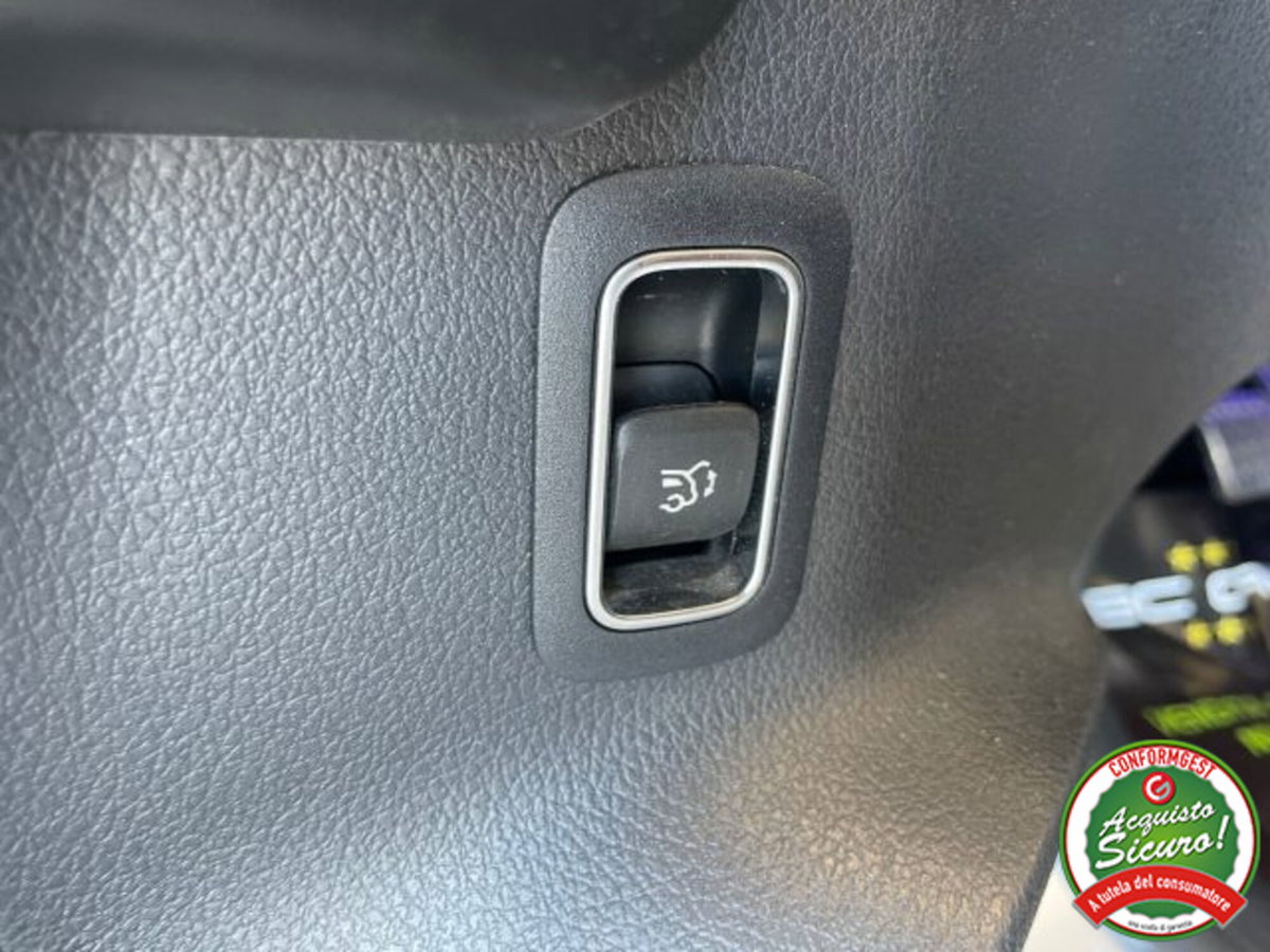 Mercedes-Benz Classe B 200 d Premium (10)