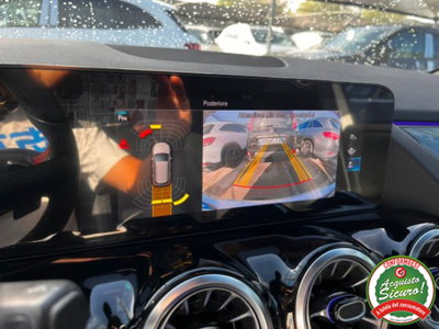 Mercedes-Benz Classe B 200 d Premium (14)