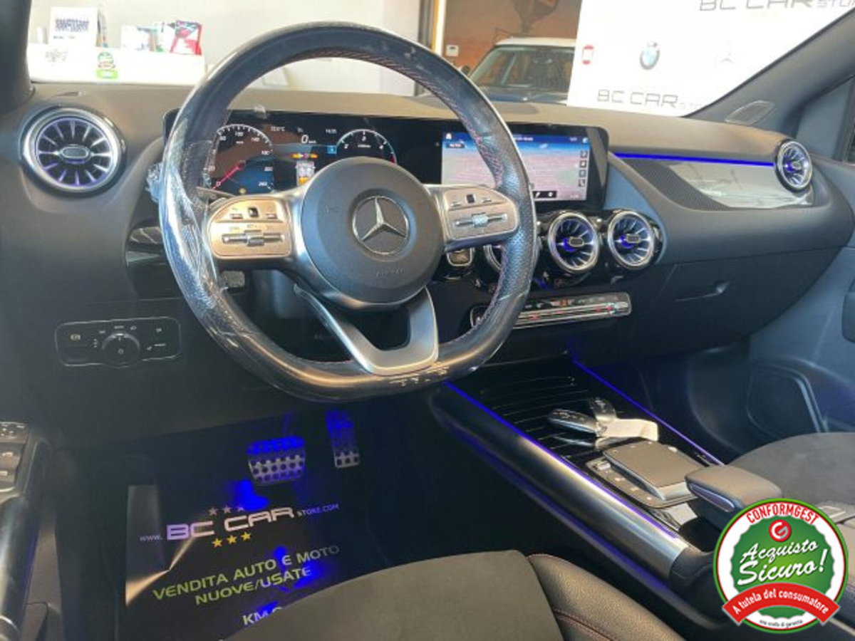 Mercedes-Benz Classe B 200 d Premium (15)