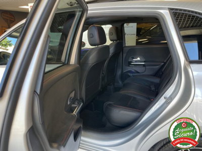 Mercedes-Benz Classe B 200 d Premium (17)
