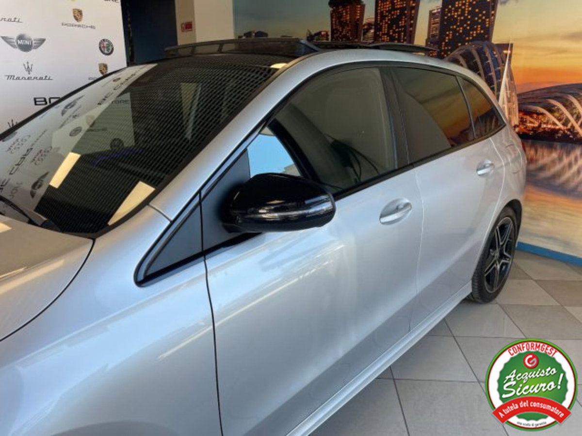 Mercedes-Benz Classe B 200 d Premium (19)