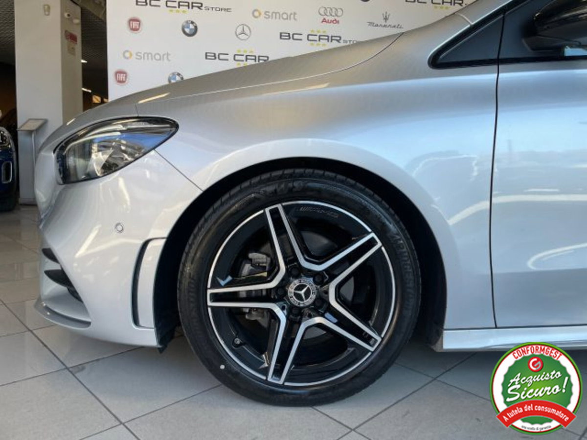 Mercedes-Benz Classe B 200 d Premium (20)