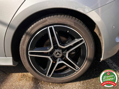 Mercedes-Benz Classe B 200 d Premium (4)
