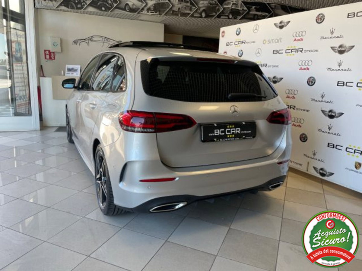 Mercedes-Benz Classe B 200 d Premium (6)