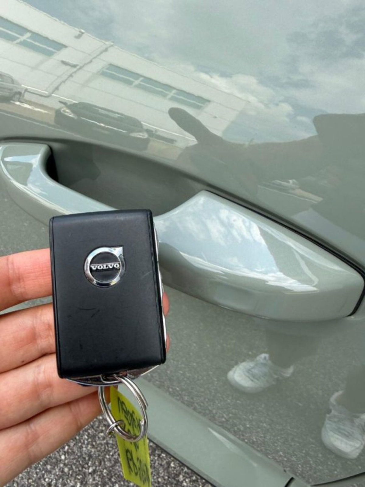 Volvo XC40 2.0 b4 Plus Dark auto (8)