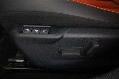 Lancia Ypsilon 1.2 mhev Edizione Limitata Cassina e-dct (15)
