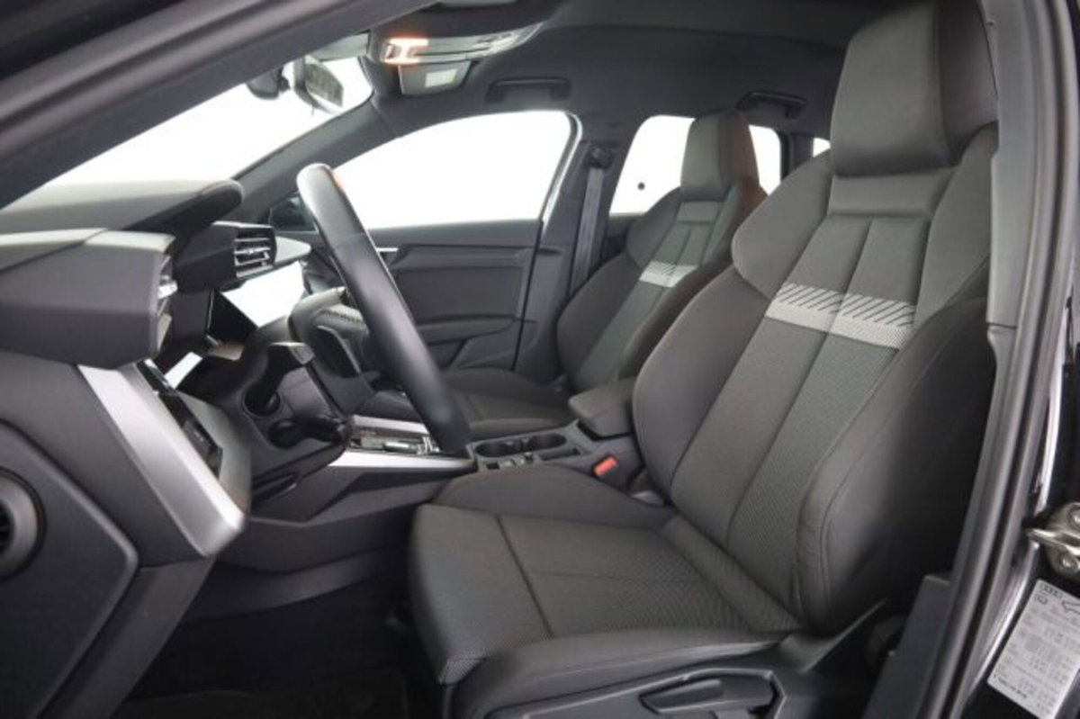 Audi A3 Sportback 35 TDI S tronic Business (2)