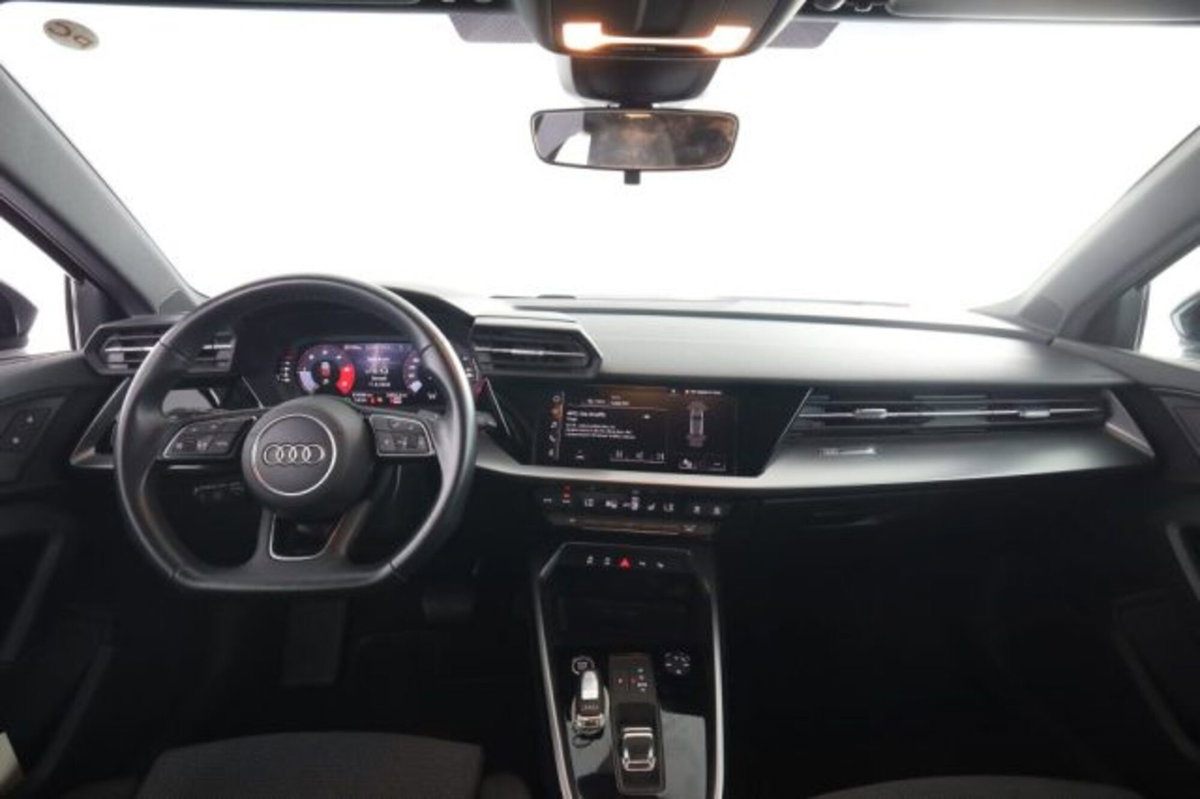Audi A3 Sportback 35 TDI S tronic Business (4)