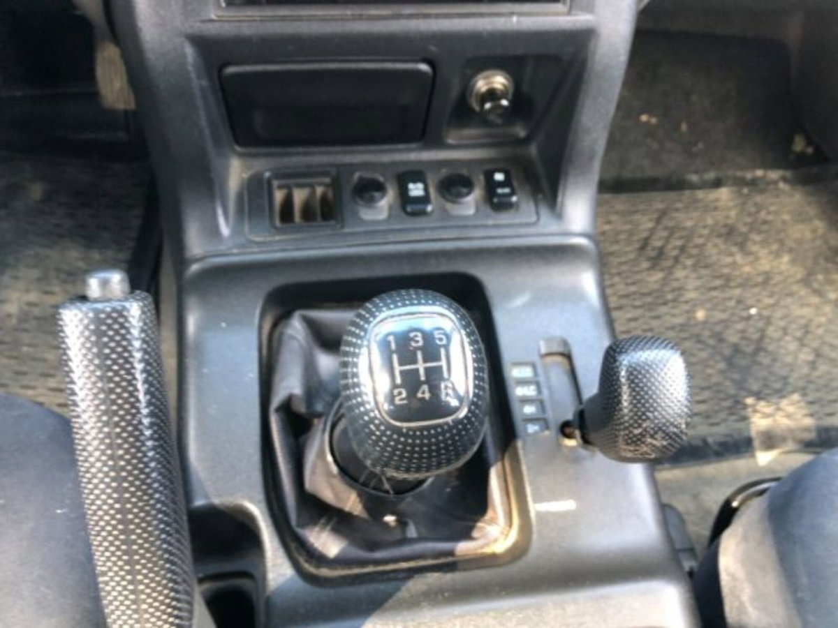 Mitsubishi Pajero 3.2 16V DI-D 5p. GLX (14)