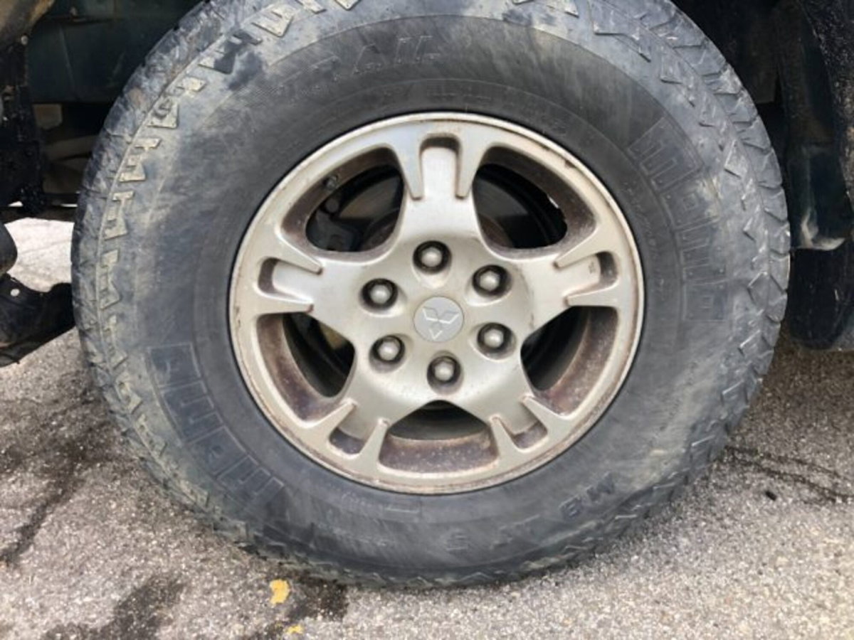 Mitsubishi Pajero 3.2 16V DI-D 5p. GLX (7)