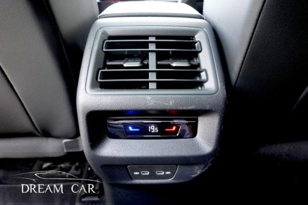 Volkswagen Tiguan 2.0 tdi R-Line 4motion 193cv dsg (17)