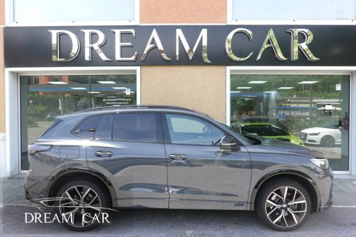 Volkswagen Tiguan 2.0 tdi R-Line 4motion 193cv dsg (6)