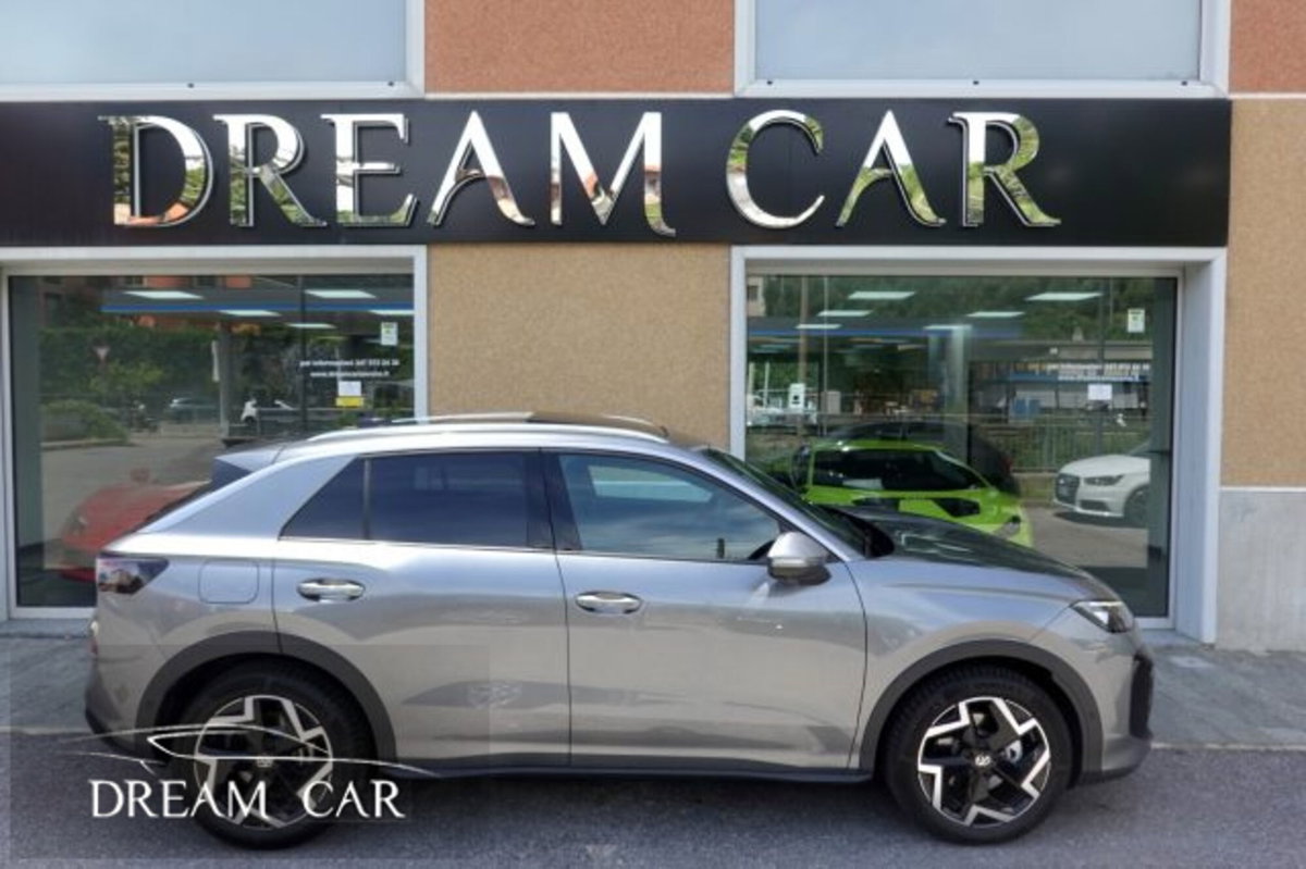 Volkswagen T-Roc 1.5 etsi R-Line 150cv dsg (6)