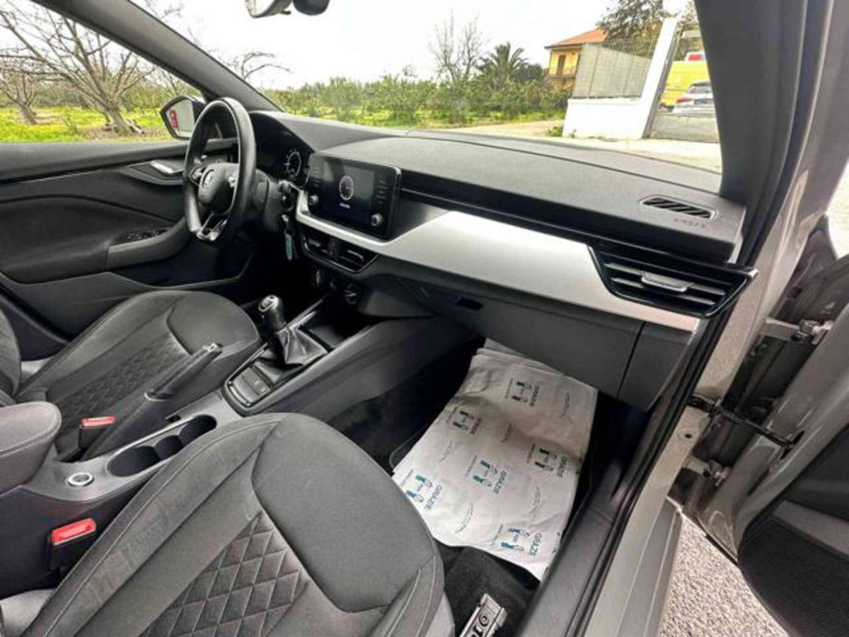 Skoda Scala 1.0 G-Tec Style (10)
