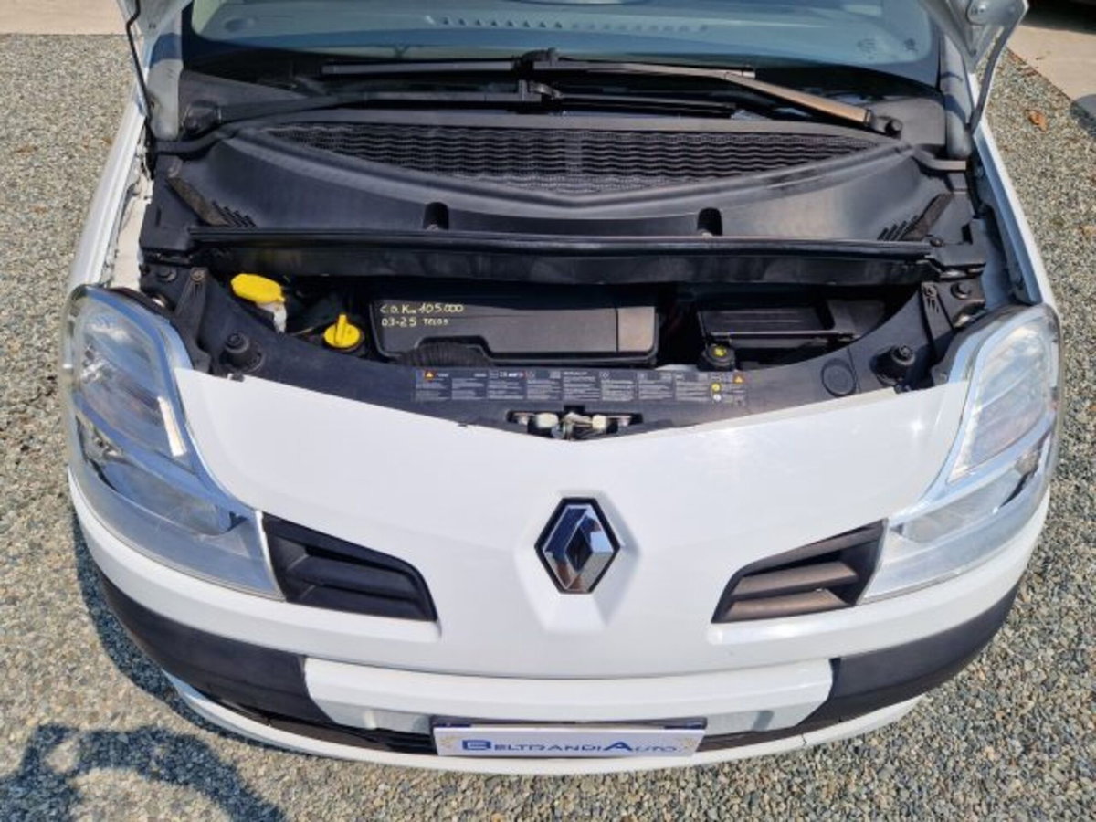 Renault Modus 1.2 16V Dynamique (16)