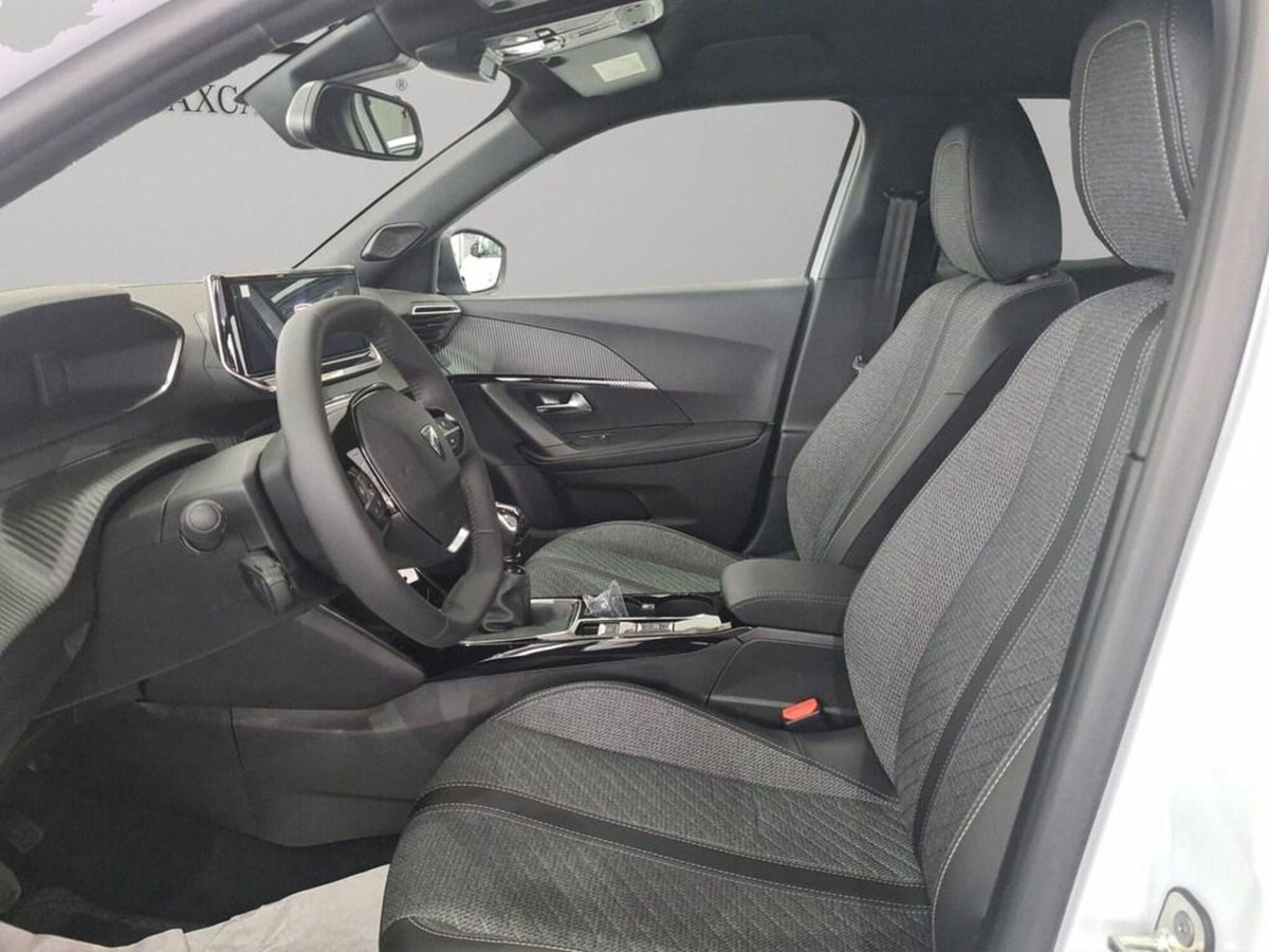 Peugeot 2008 1.2 puretech Allure s&s 100cv (12)