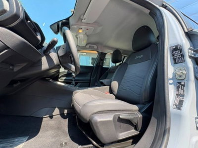 Jeep Avenger 1.2 turbo Altitude fwd 100cv (13)