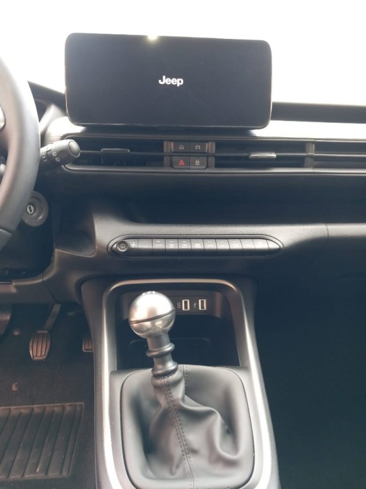 Jeep Avenger 1.2 turbo Altitude fwd 100cv (5)