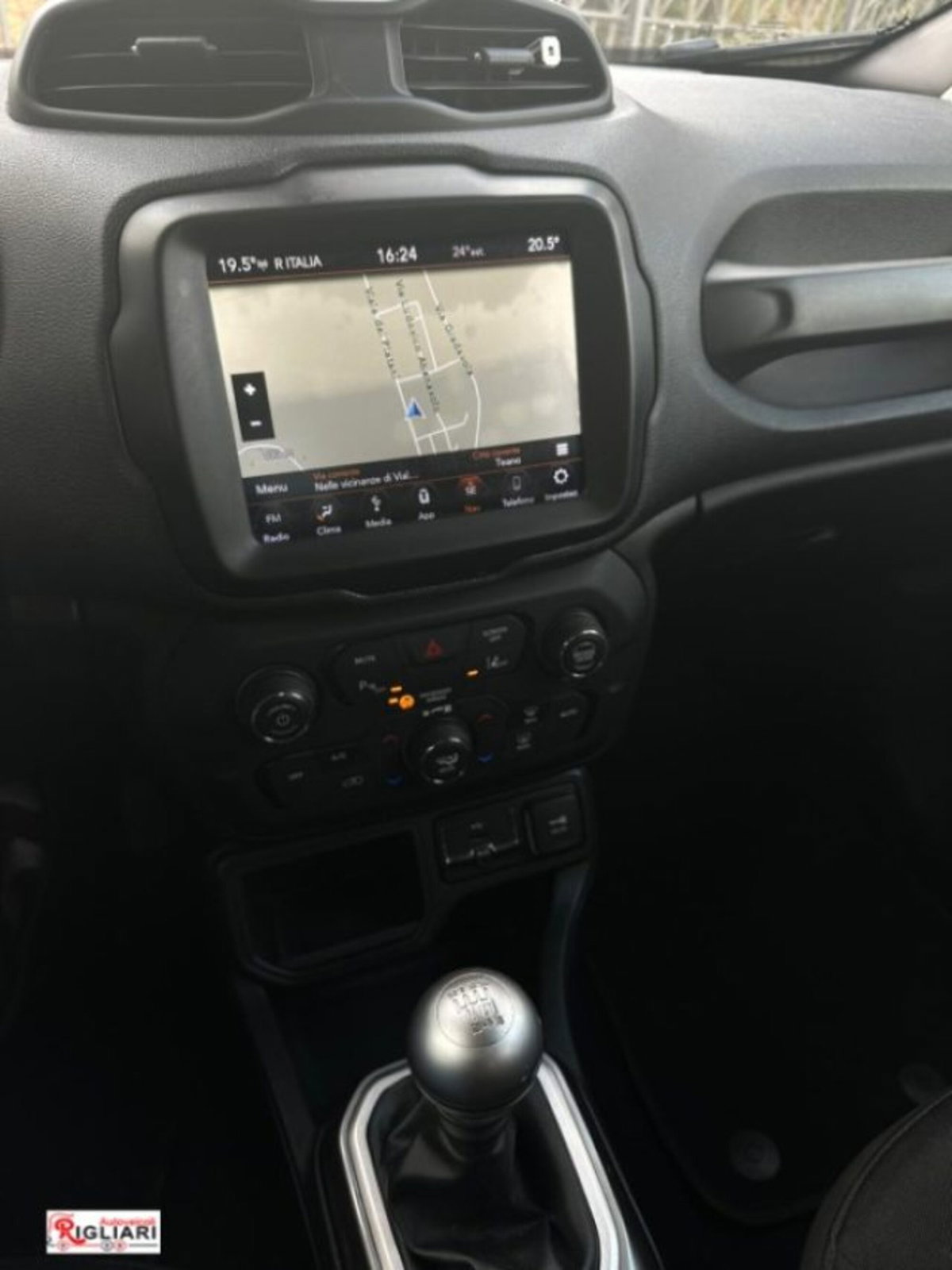 Jeep Renegade 1.6 Mjt 120 CV Limited (11)