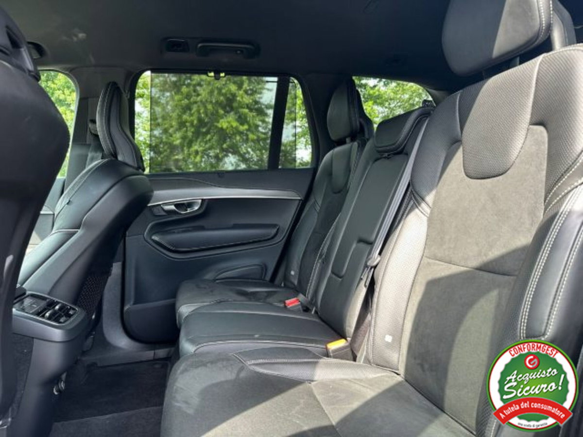 Volvo XC90 D5 AWD Geartronic R-design (12)