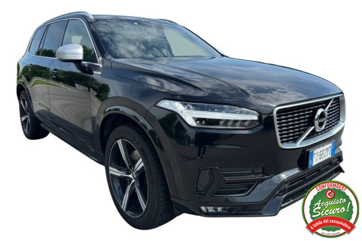 Volvo XC90 D5 AWD Geartronic R-design (2)