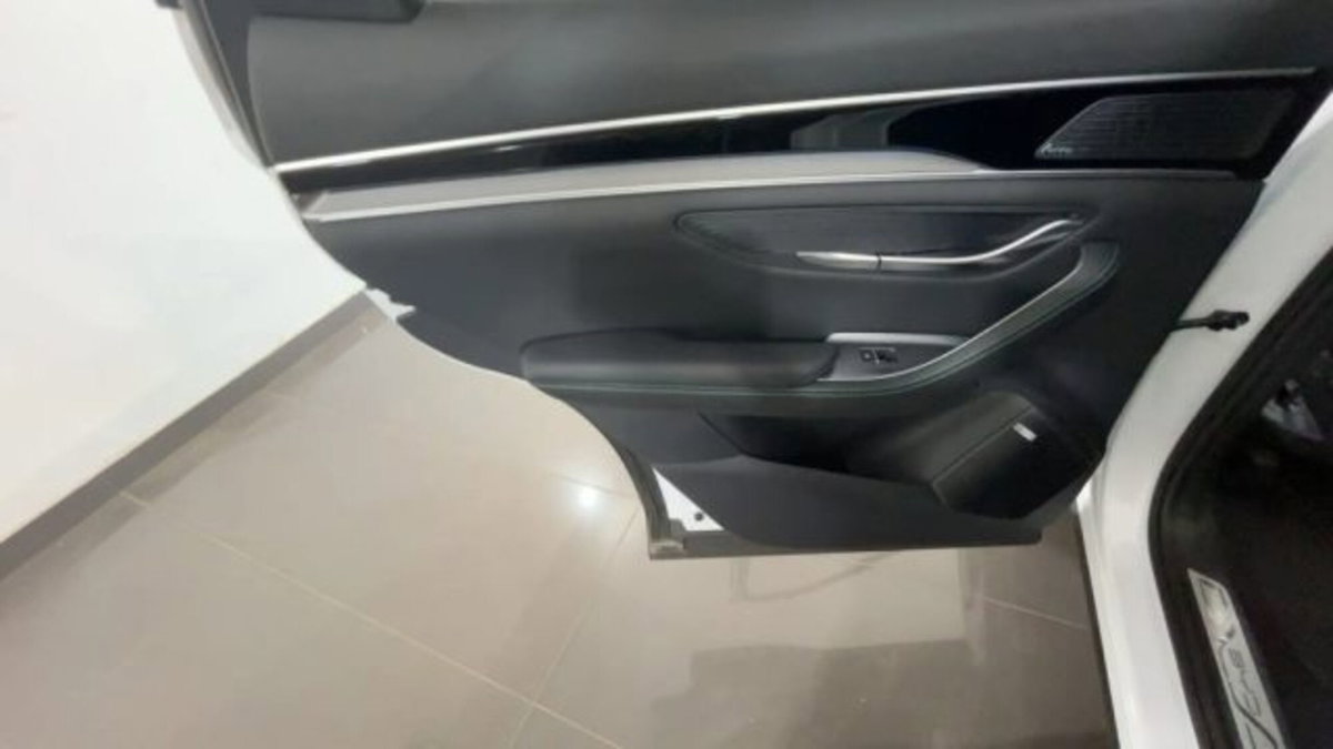 Byd Seal U DM-i 1.5 phev Boost 2wd (14)
