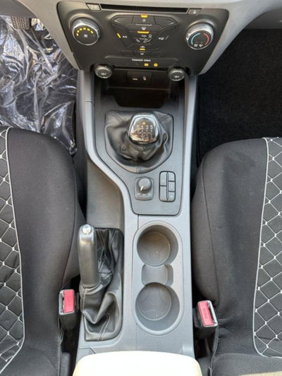 Ford Ranger Pick-up Ranger 2.2 TDCi Doppia Cabina XL 5pt. (12)
