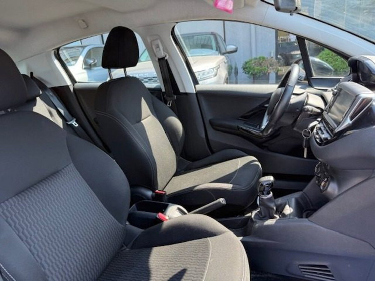 Peugeot 208 82 5 porte Active (4)