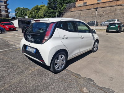 Toyota Aygo 1.0 VVT-i 69 CV 5 porte x-cite (6)