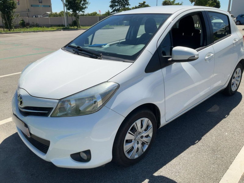 Toyota Yaris 1.3 5 porte Active