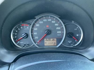 Toyota Yaris 1.3 5 porte Active (8)