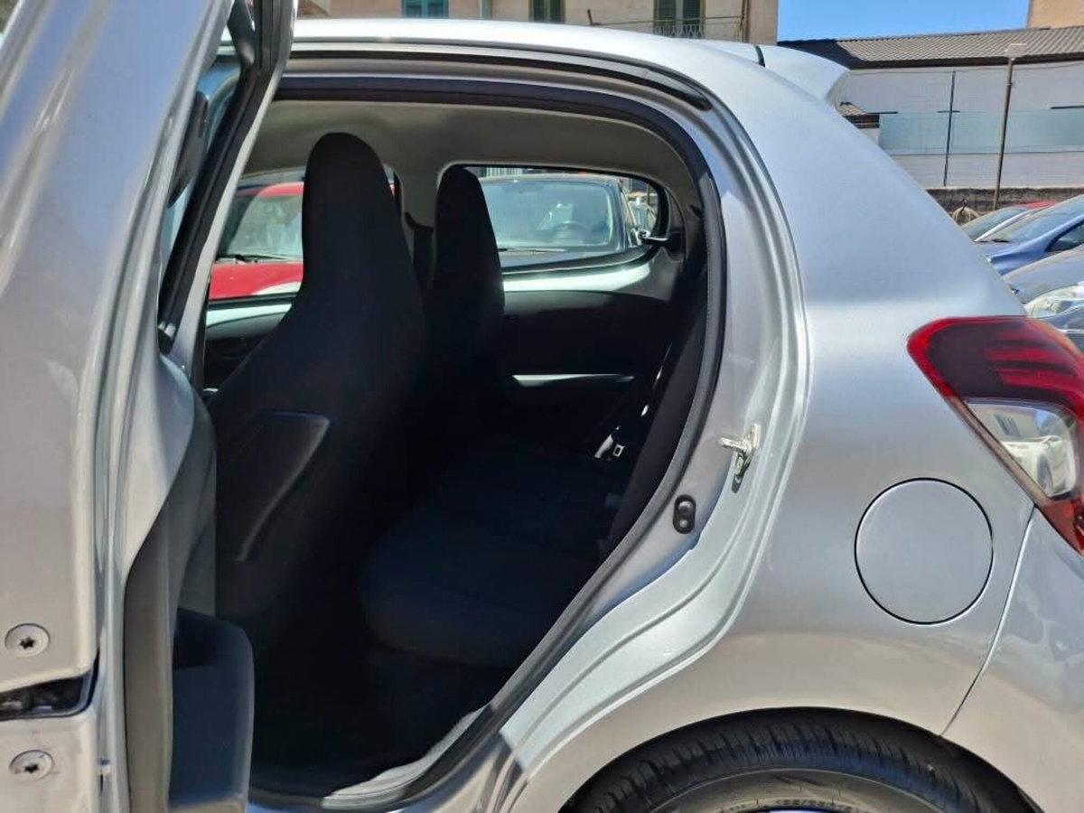 Peugeot 108 82 5 porte Allure (17)