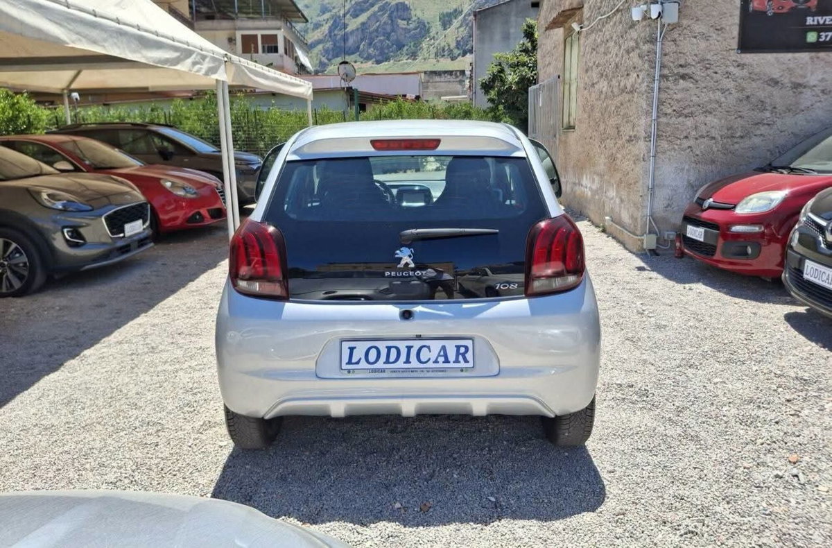 Peugeot 108 82 5 porte Allure (8)