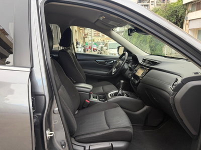 Nissan X-Trail dCi 150 2WD Tekna (9)