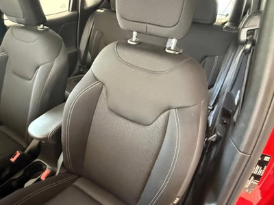 Jeep Renegade 1.6 Mjt 130 CV Longitude (5)