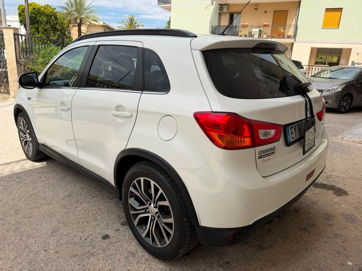 Mitsubishi ASX 1.6 DI-D 114 CV 2WD Intense (5)