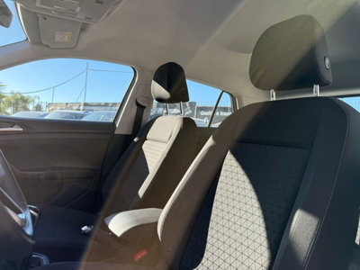 Volkswagen T-Cross 1.0 TSI Sport (15)